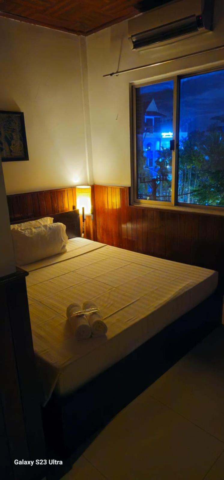 Retro Quarter Mb Vandrerhjem Siem Reap Eksteriør bilde